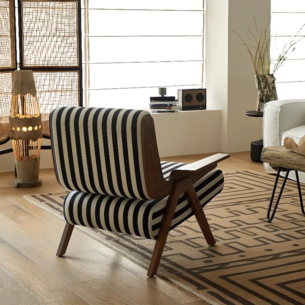 Fauteuil d'appoint moderne en tissu avec structure en bois pour salon