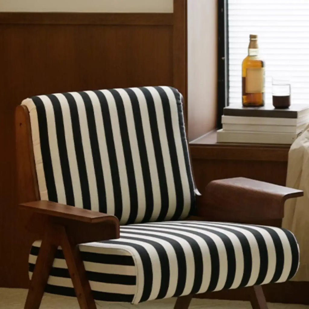 Fauteuil d'appoint moderne en tissu avec structure en bois pour salon