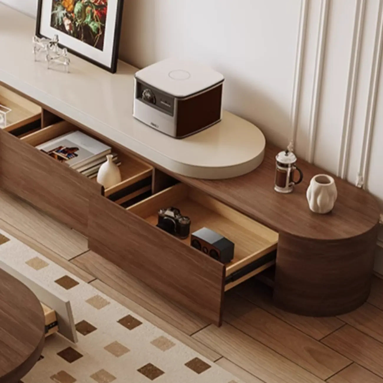 Meuble TV moderne en bois brun avec tiroirs et rangement ouvert, modèle 122