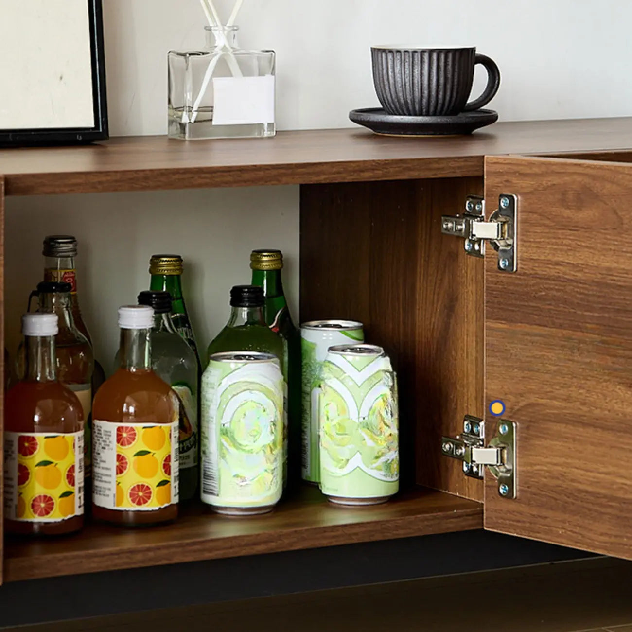 Meuble TV en bois de style moderne du milieu du siècle avec rangement