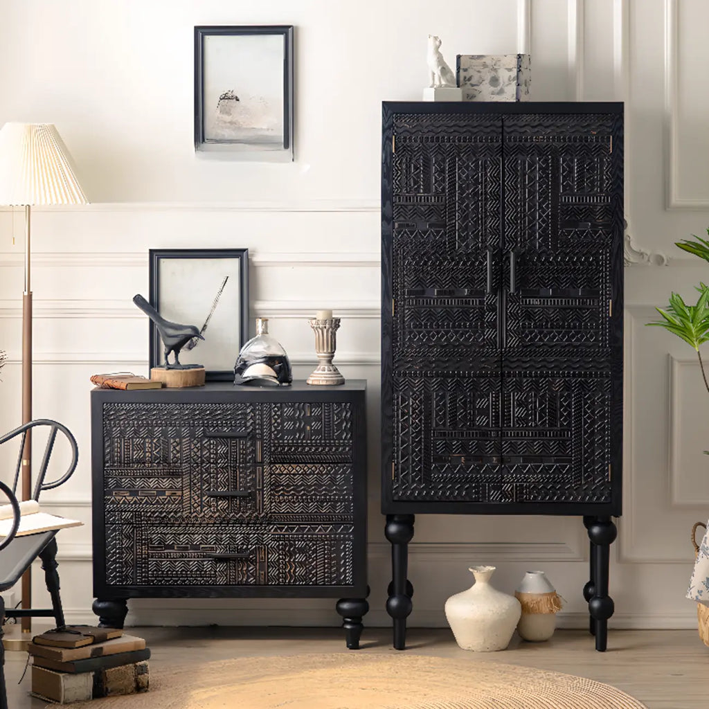 Meuble de salon moderne en bois noir finement sculpté