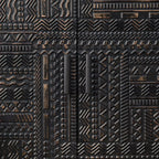 Meuble de salon moderne en bois noir finement sculpté