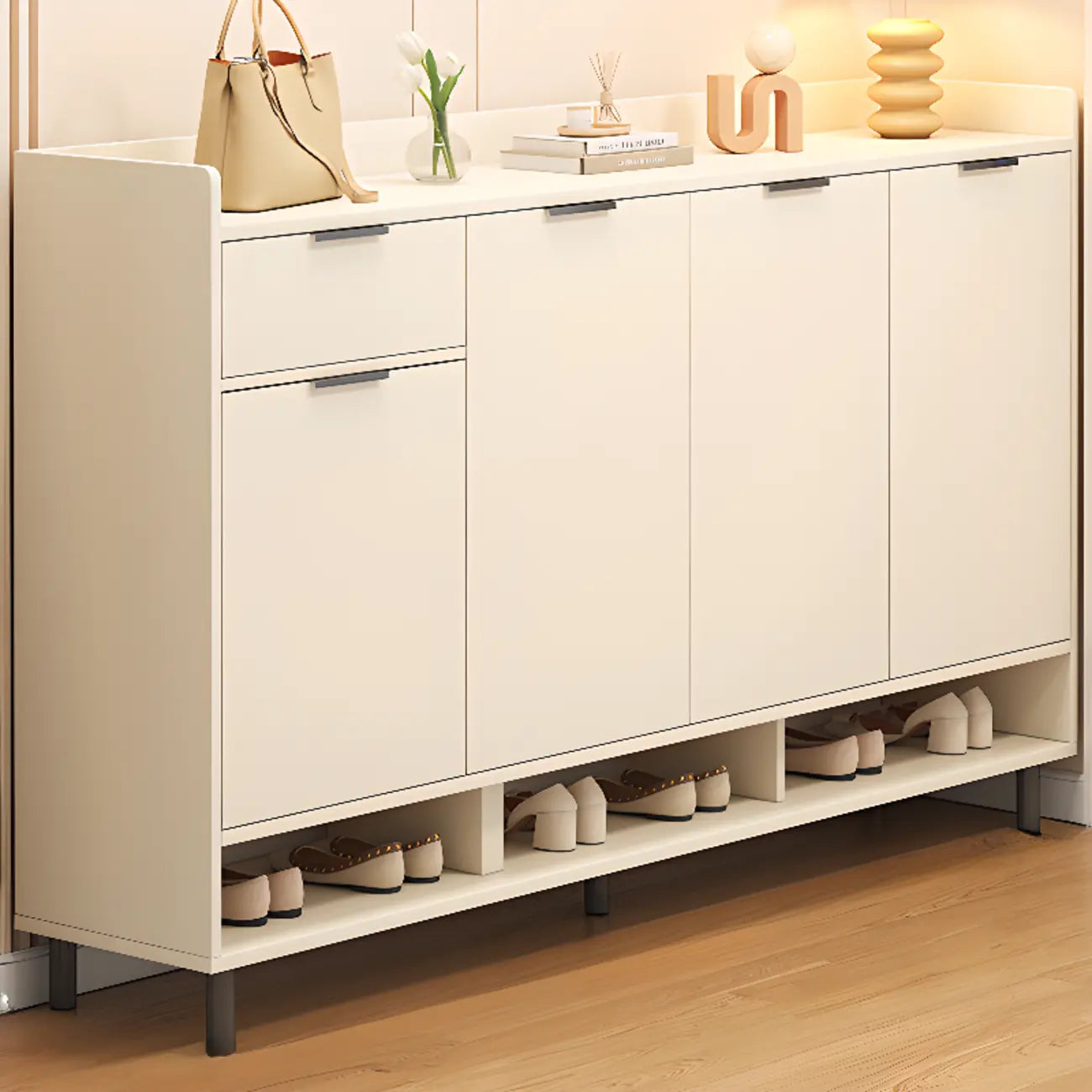 Armoire à chaussures en bois blanc cassé pour entrée