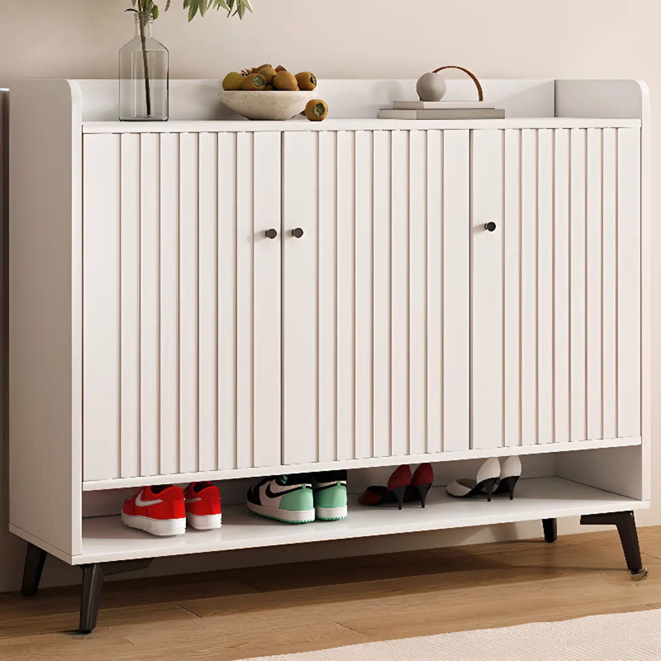 Armoire à chaussures en bois blanc cassé pour entrée