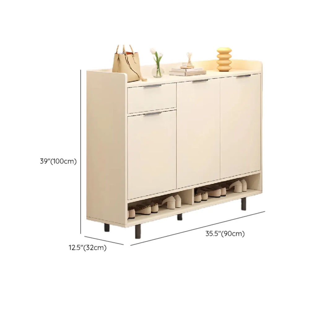 Armoire à chaussures en bois blanc cassé pour entrée