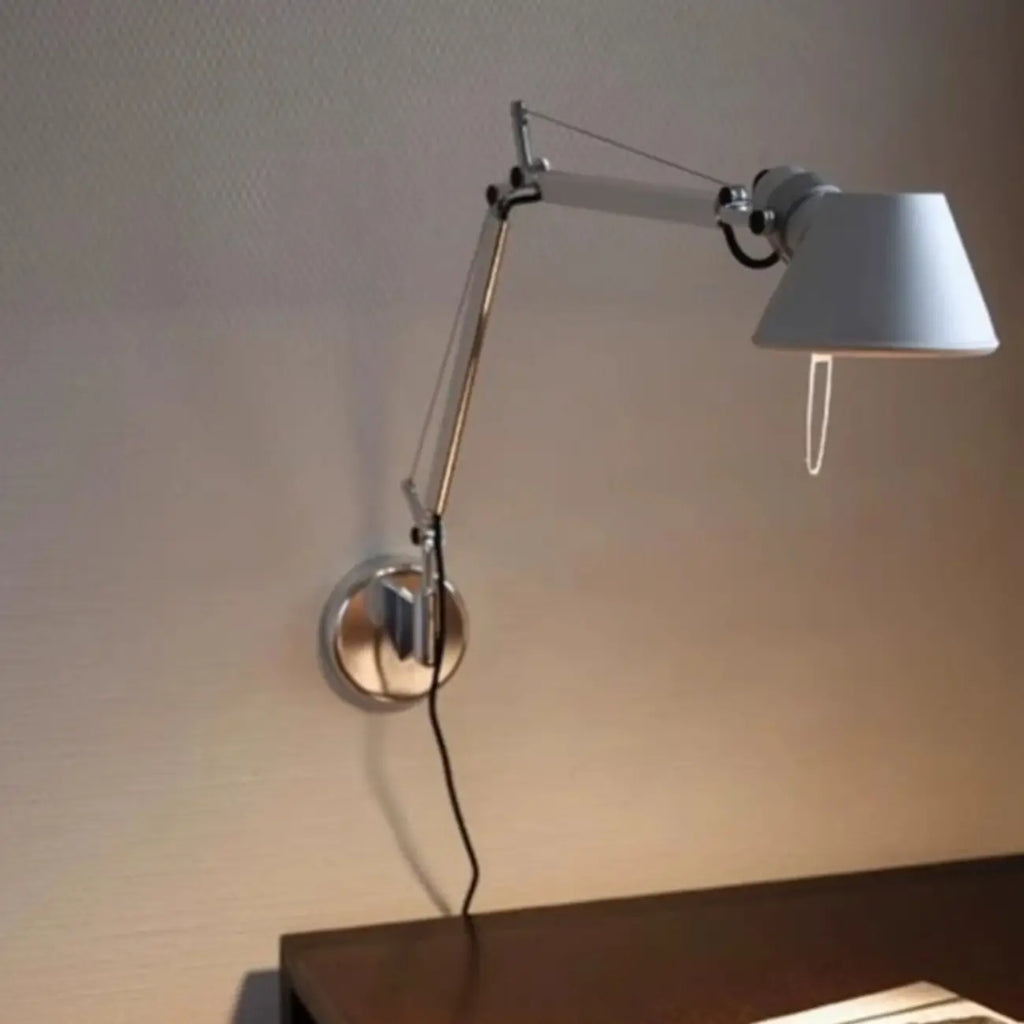 Applique murale industrielle en métal argenté et noir à bras articulé avec abat-jour