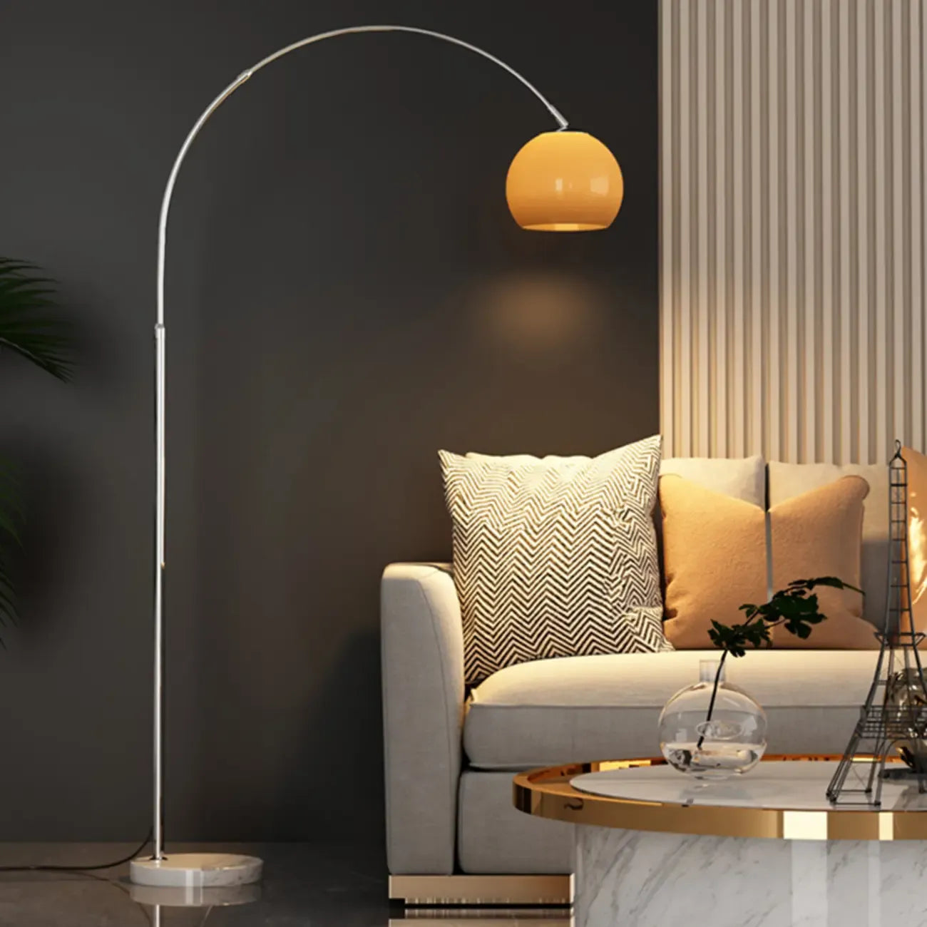 Lampadaire arqué moderne et réglable à brancher pour salon