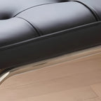 Chaise de salle à manger moderne marron à dossier tissé, en similicuir marron, à dossier cantilever.