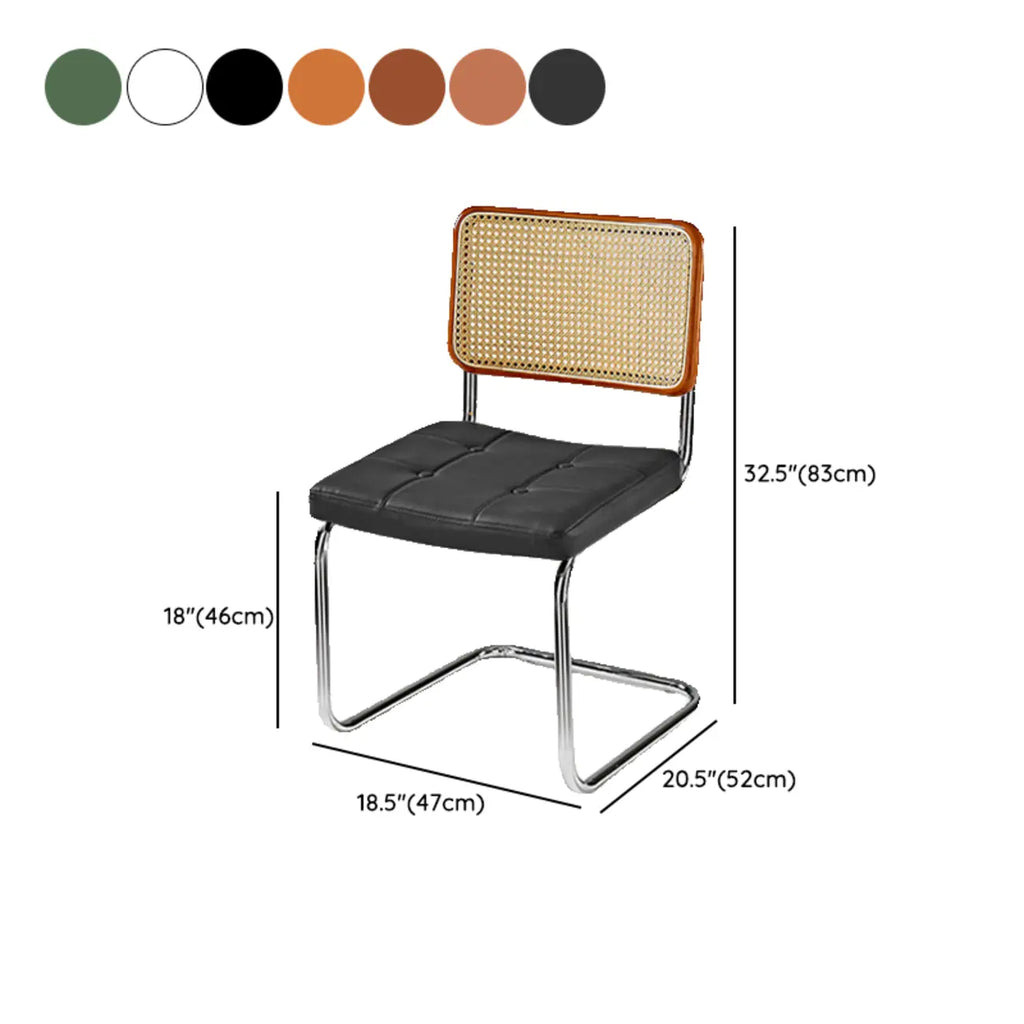 Chaise de salle à manger moderne marron à dossier tissé, en similicuir marron, à dossier cantilever.