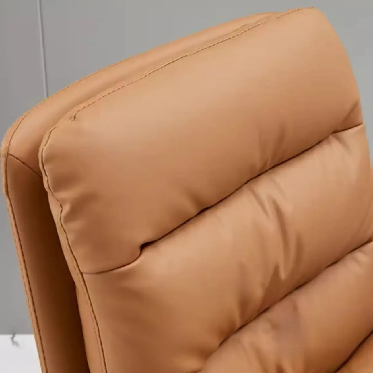 Fauteuil de bureau pivotant moderne en cuir marron