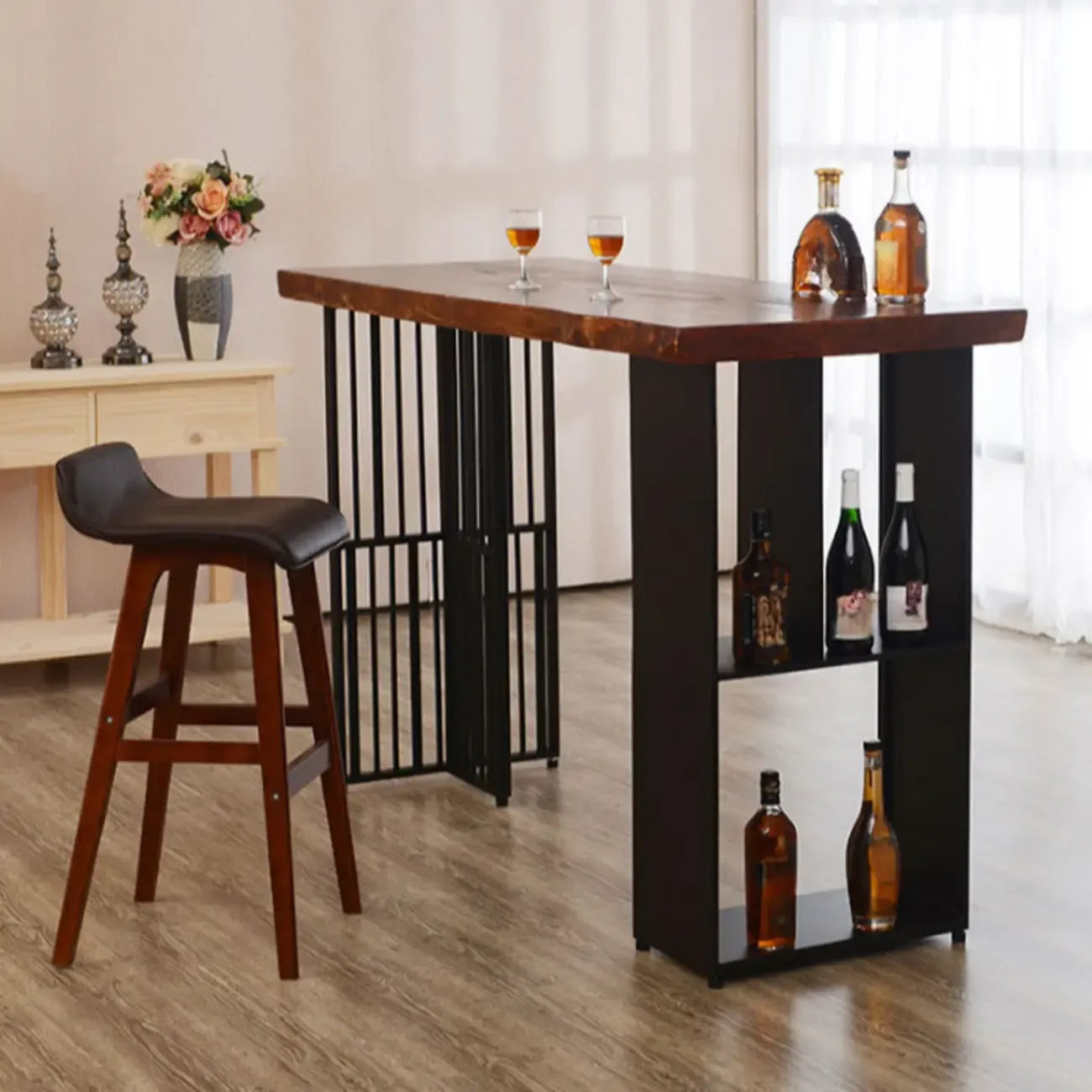Table haute de bar en bois marron avec étagère de rangement pour les repas