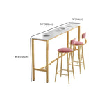 Table de bar glamour en faux marbre avec pieds dorés pour les repas