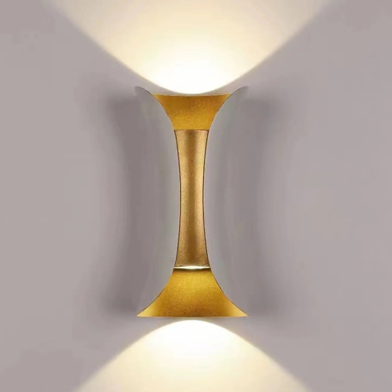 Applique murale d'extérieur moderne en métal à 2 lumières incurvées vers le haut et vers le bas