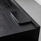 Comodino moderno con cassetti in legno per camera da letto