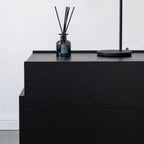 Comodino moderno con cassetti in legno per camera da letto