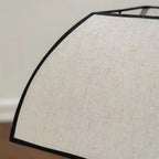 Lampe de table moderne en métal noir avec LED et abat-jour en forme de dôme