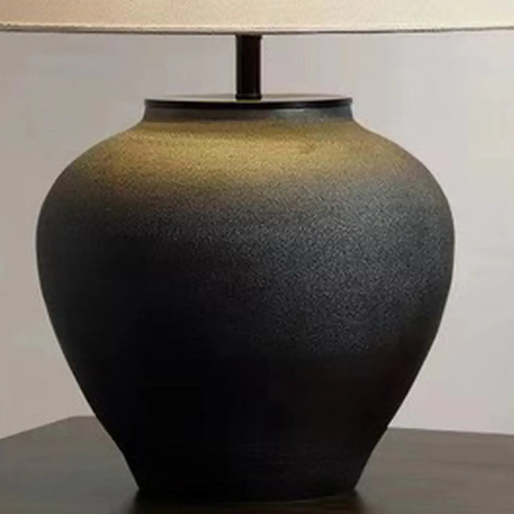 Lampe de bureau moderne géométrique en céramique avec LED et abat-jour en tissu