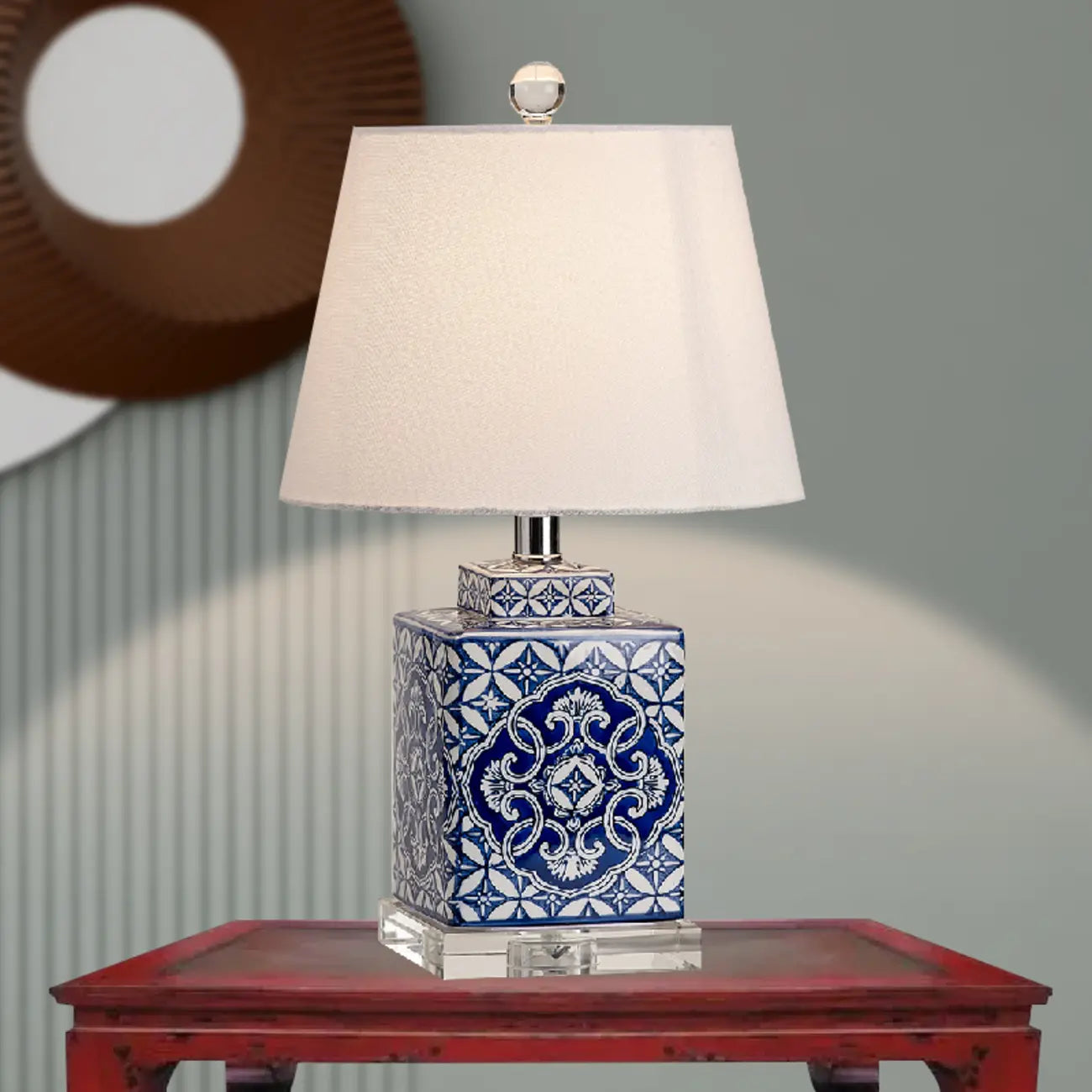 Lampe de table traditionnelle en céramique bleue avec abat-jour en tissu