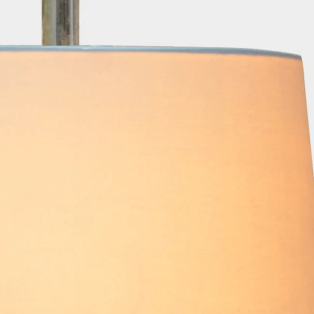 Lampe de table traditionnelle en céramique bleue avec abat-jour en tissu