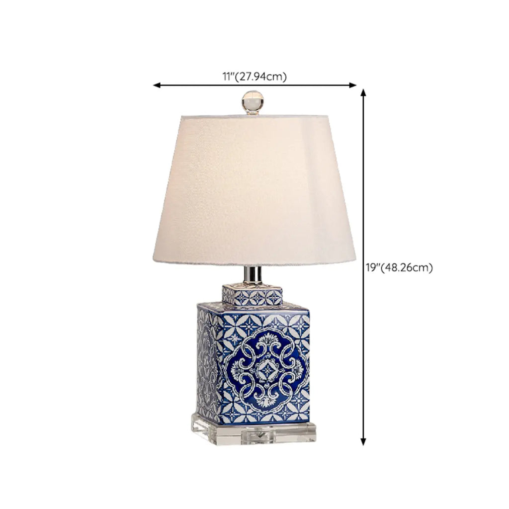 Lampe de table traditionnelle en céramique bleue avec abat-jour en tissu