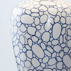 Lampe de table élégante en céramique avec abat-jour en tissu géométrique