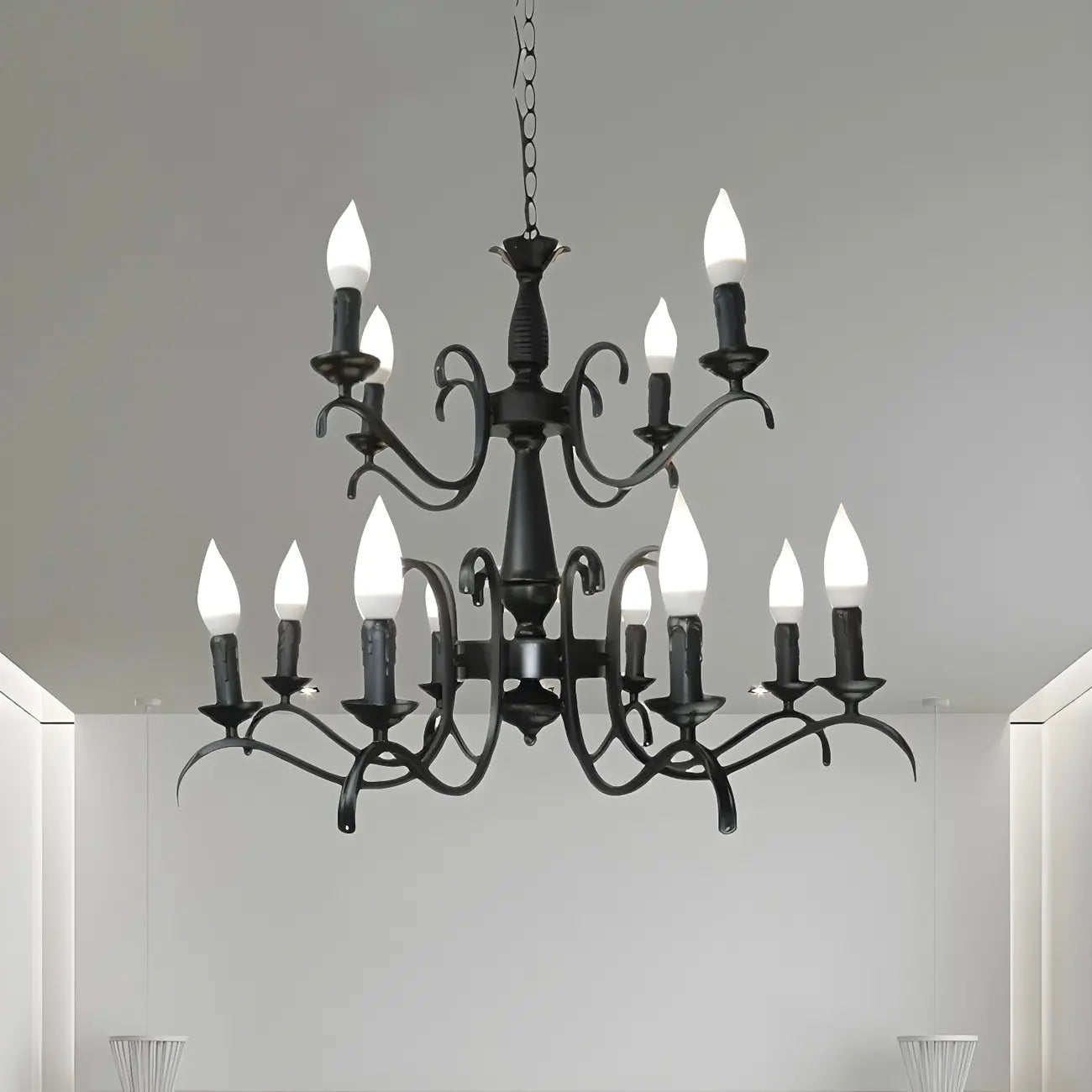 Lustre candélabre industriel en métal noir