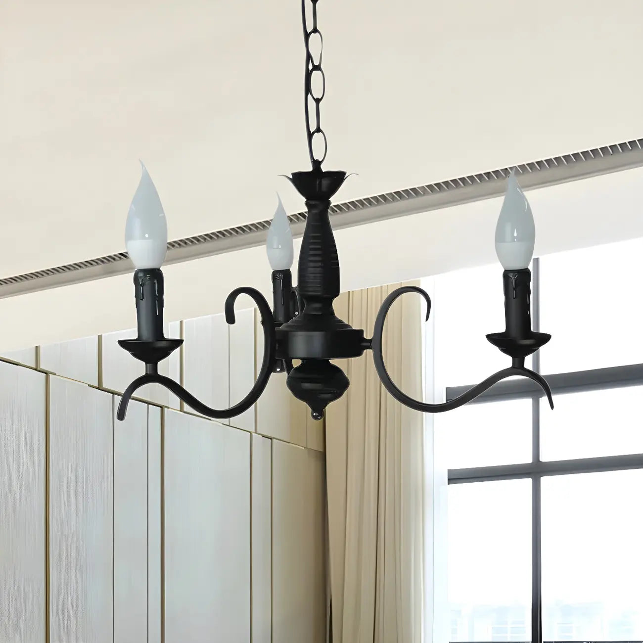 Lustre candélabre industriel en métal noir