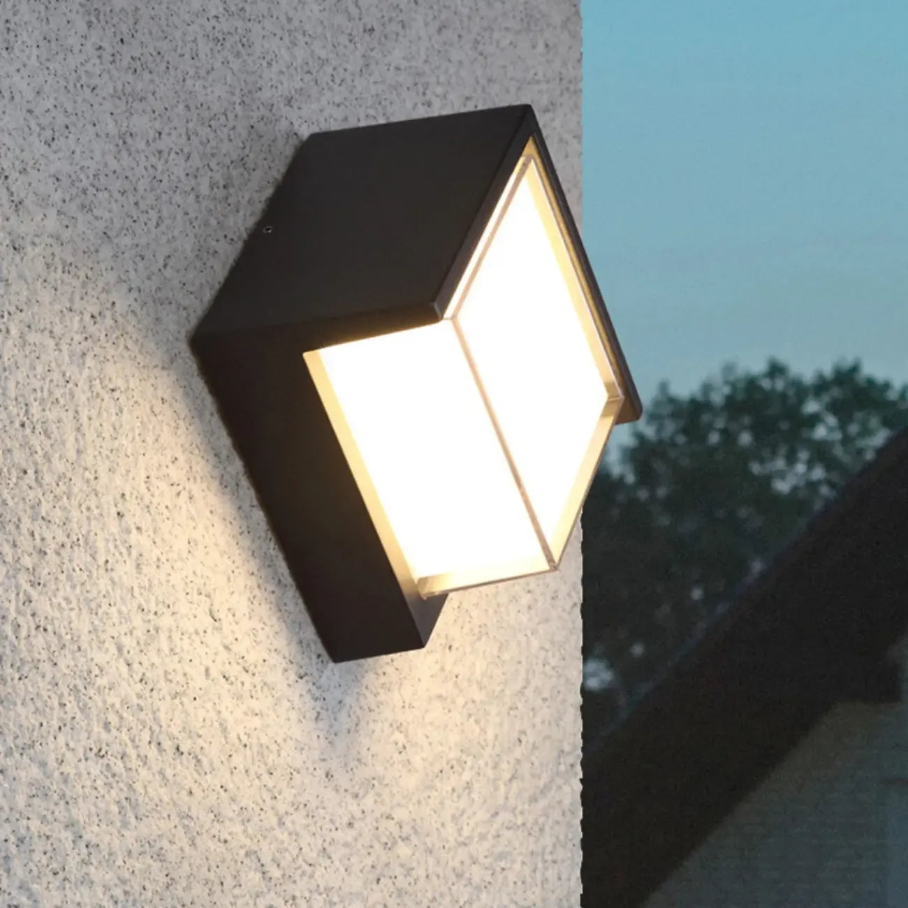 Applique murale extérieure moderne carrée en métal noir à LED