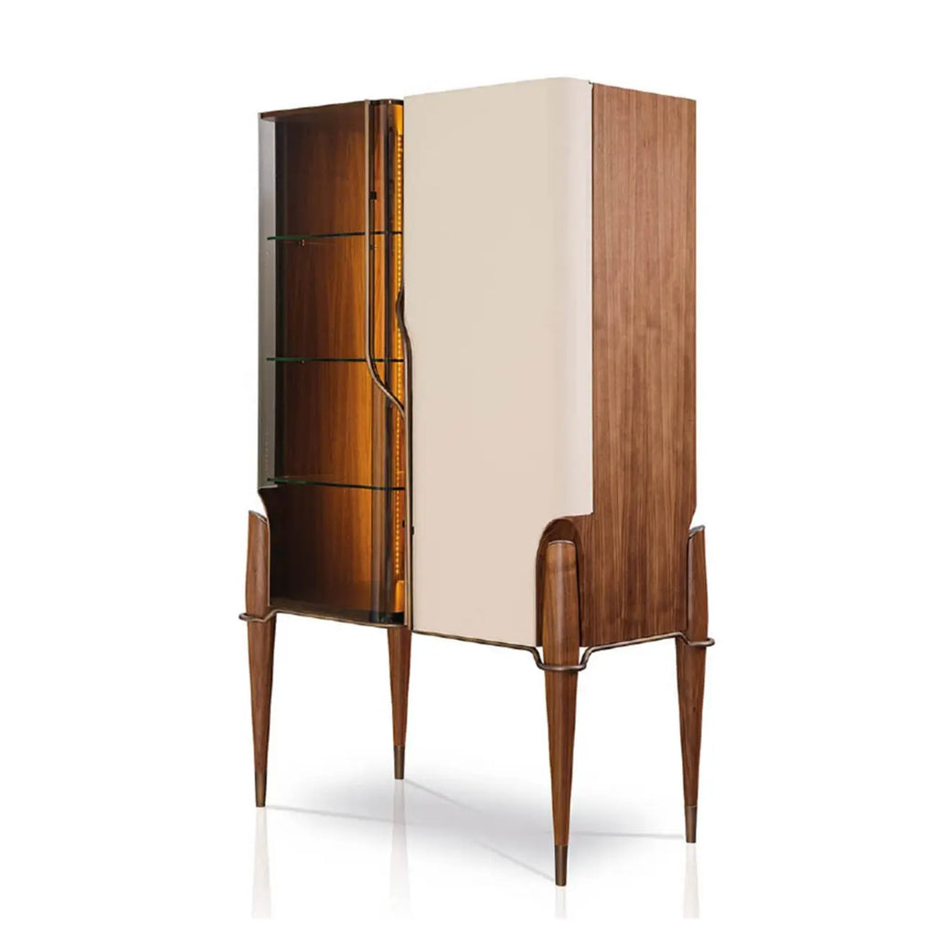 Élégante vitrine en bois et verre pour objets de collection