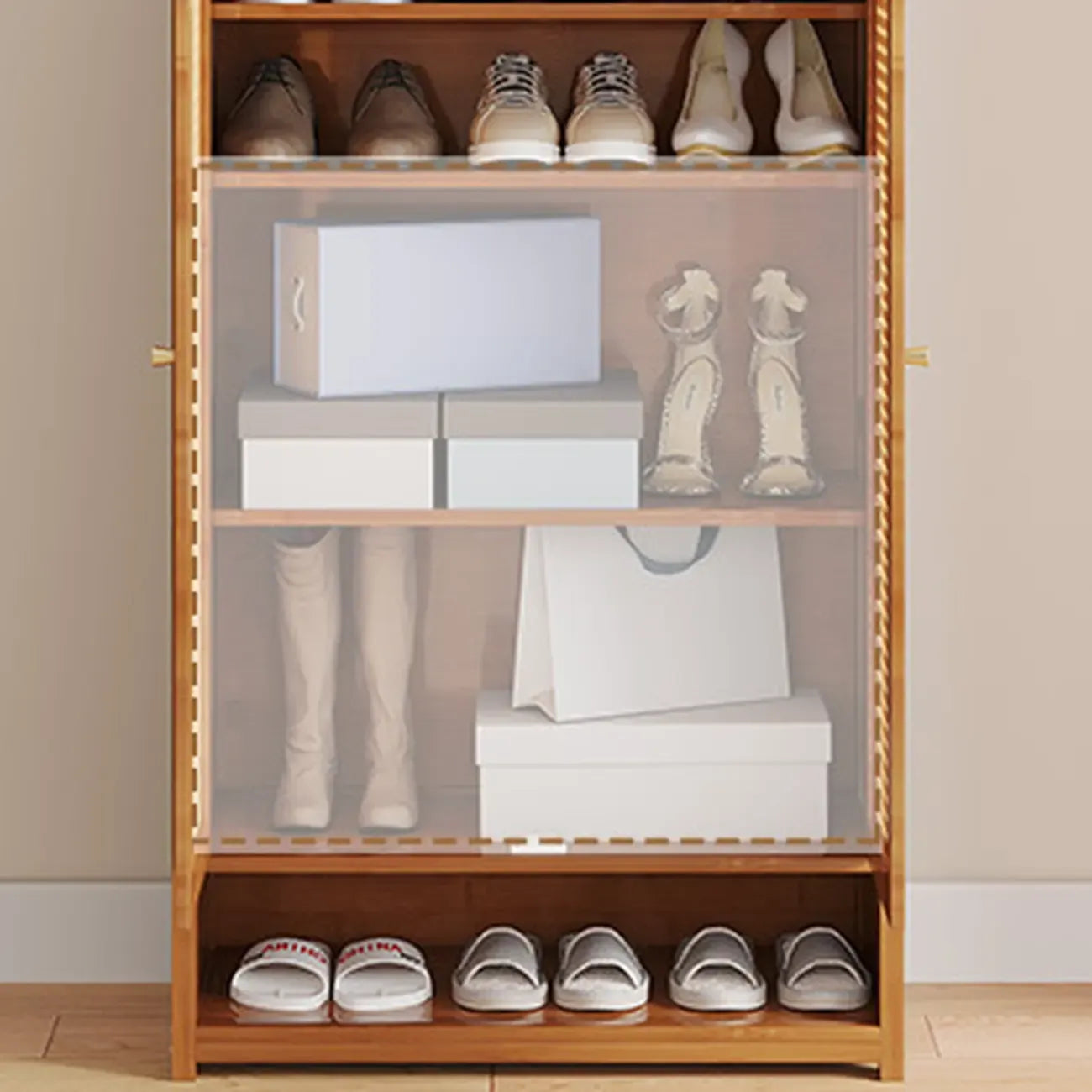 Meuble à chaussures d'entrée bohème en bambou avec portes en rotin