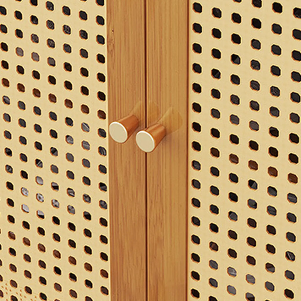 Meuble à chaussures d'entrée bohème en bambou avec portes en rotin