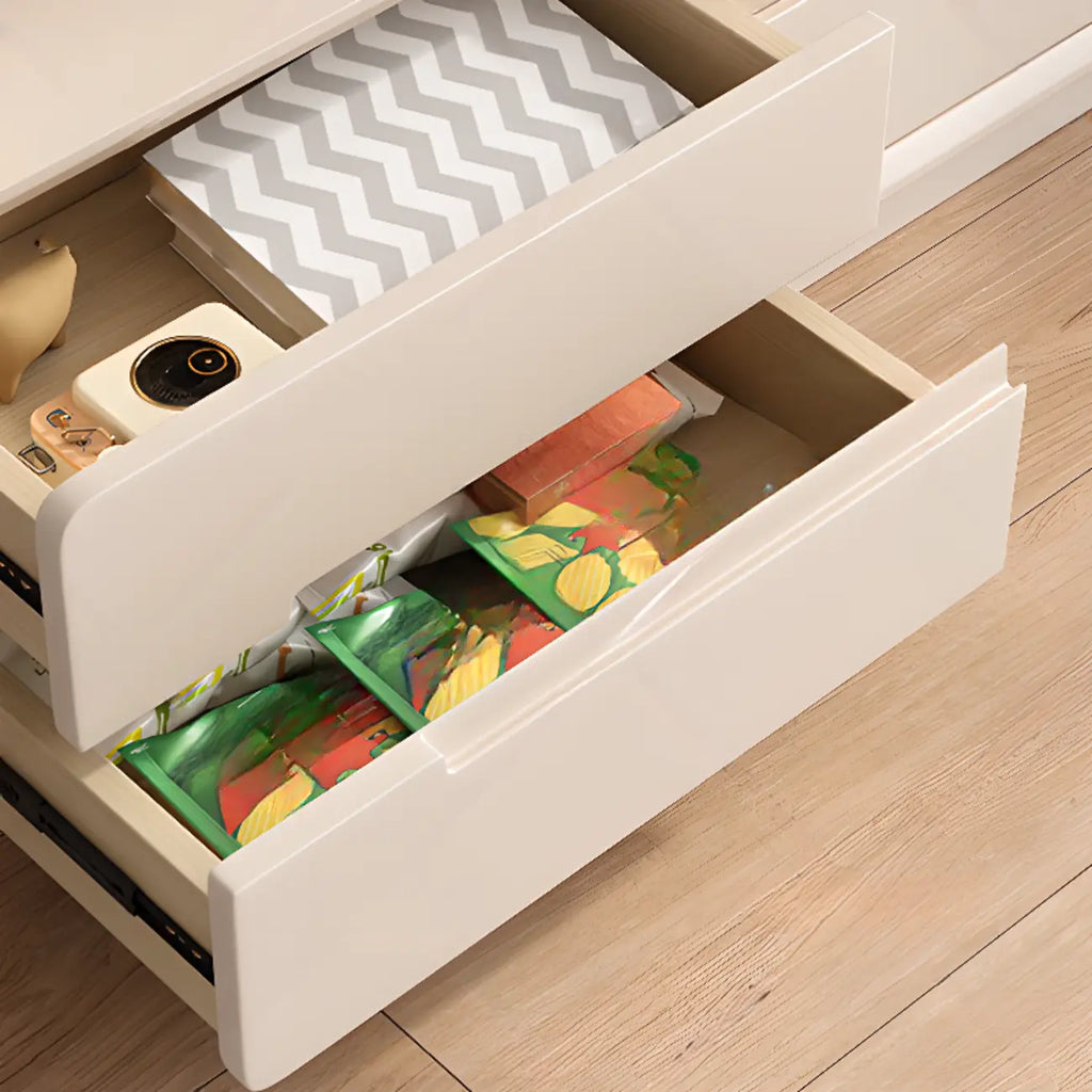 Meuble TV minimaliste en bois blanc avec rangements ouverts et tiroirs