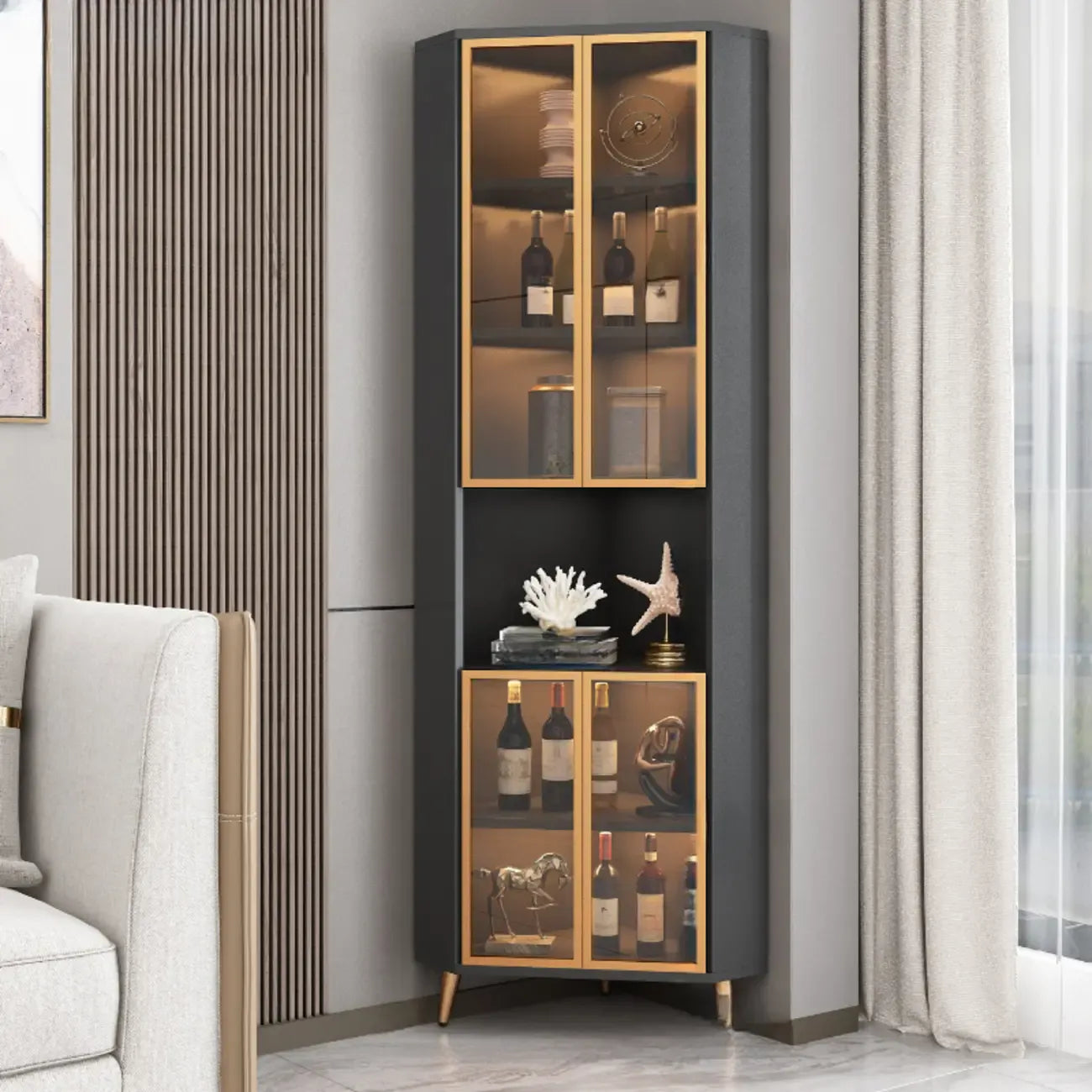 Vitrine d'angle moderne en bois gris et porte en verre doré