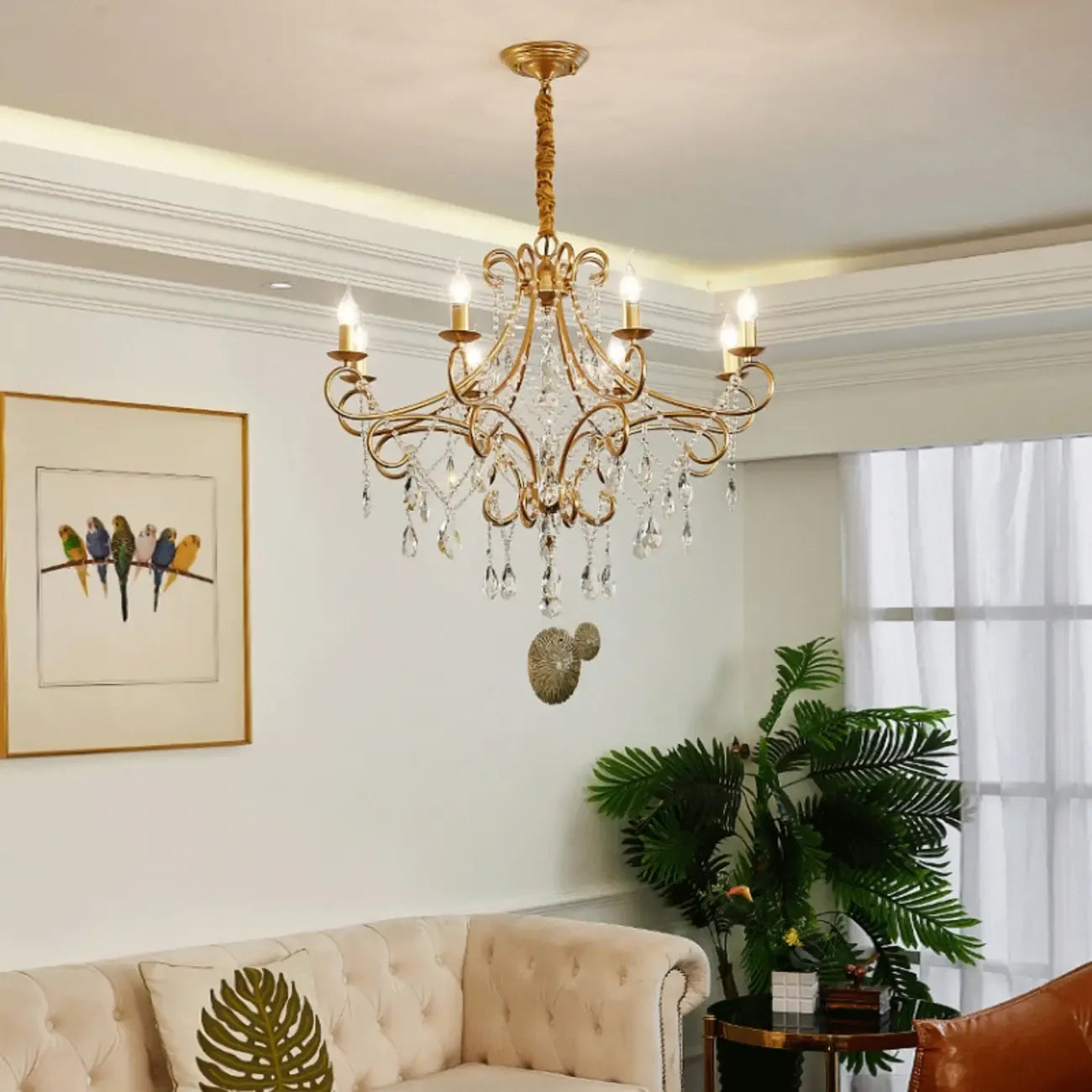 Lustre élégant en cristal doré courbé