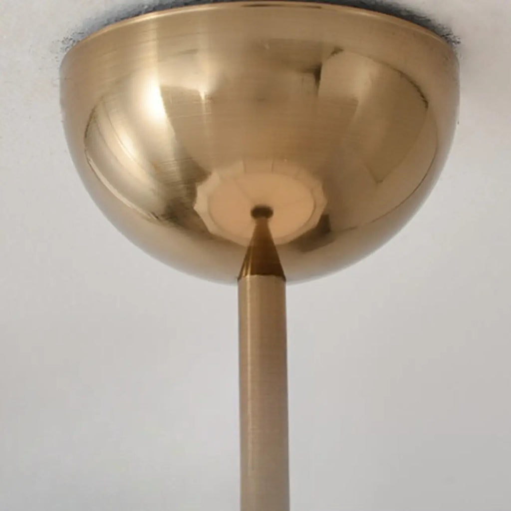 Lampadario elegante con paralume a cupola in tessuto bianco vintage