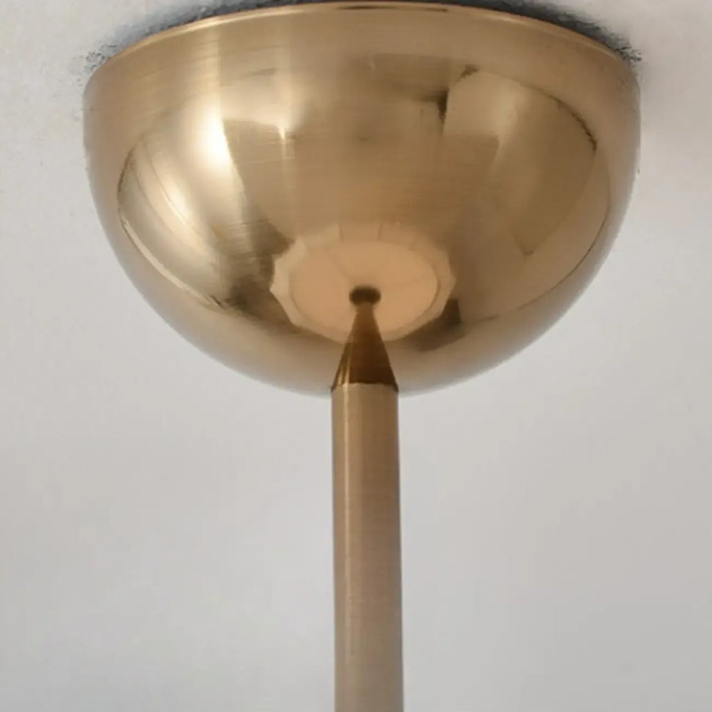 Lampadario elegante con paralume a cupola in tessuto bianco vintage