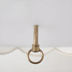 Lampadario elegante con paralume a cupola in tessuto bianco vintage