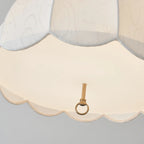 Lampadario elegante con paralume a cupola in tessuto bianco vintage