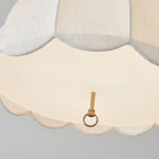 Lampadario elegante con paralume a cupola in tessuto bianco vintage