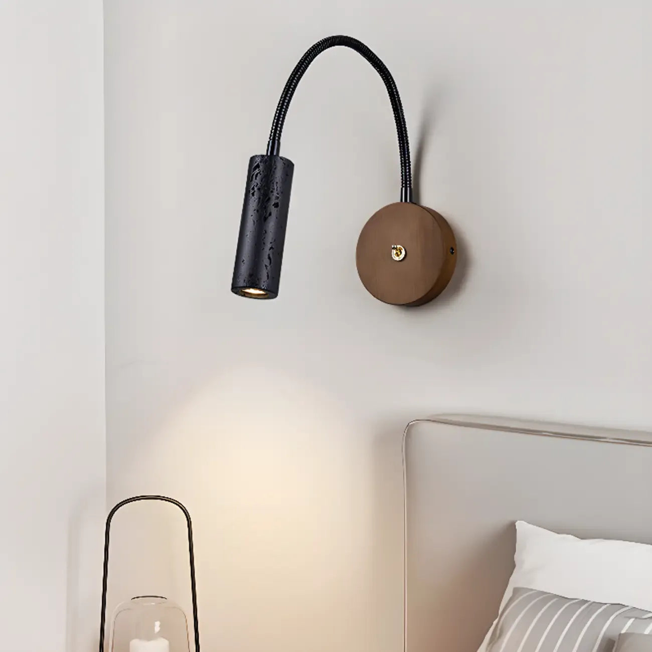 Lampe de chevet minimaliste noire à applique murale avec bras flexible