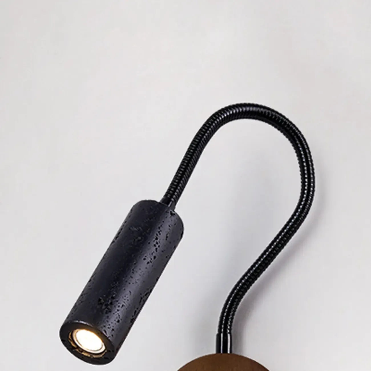 Lampe de chevet minimaliste noire à applique murale avec bras flexible
