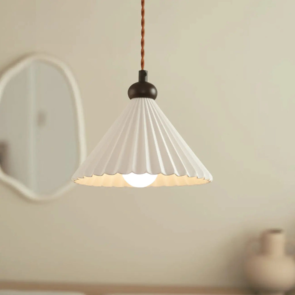 Lampada a Sospensione LED a Cono in Ceramica Chic Regolabile per Interni