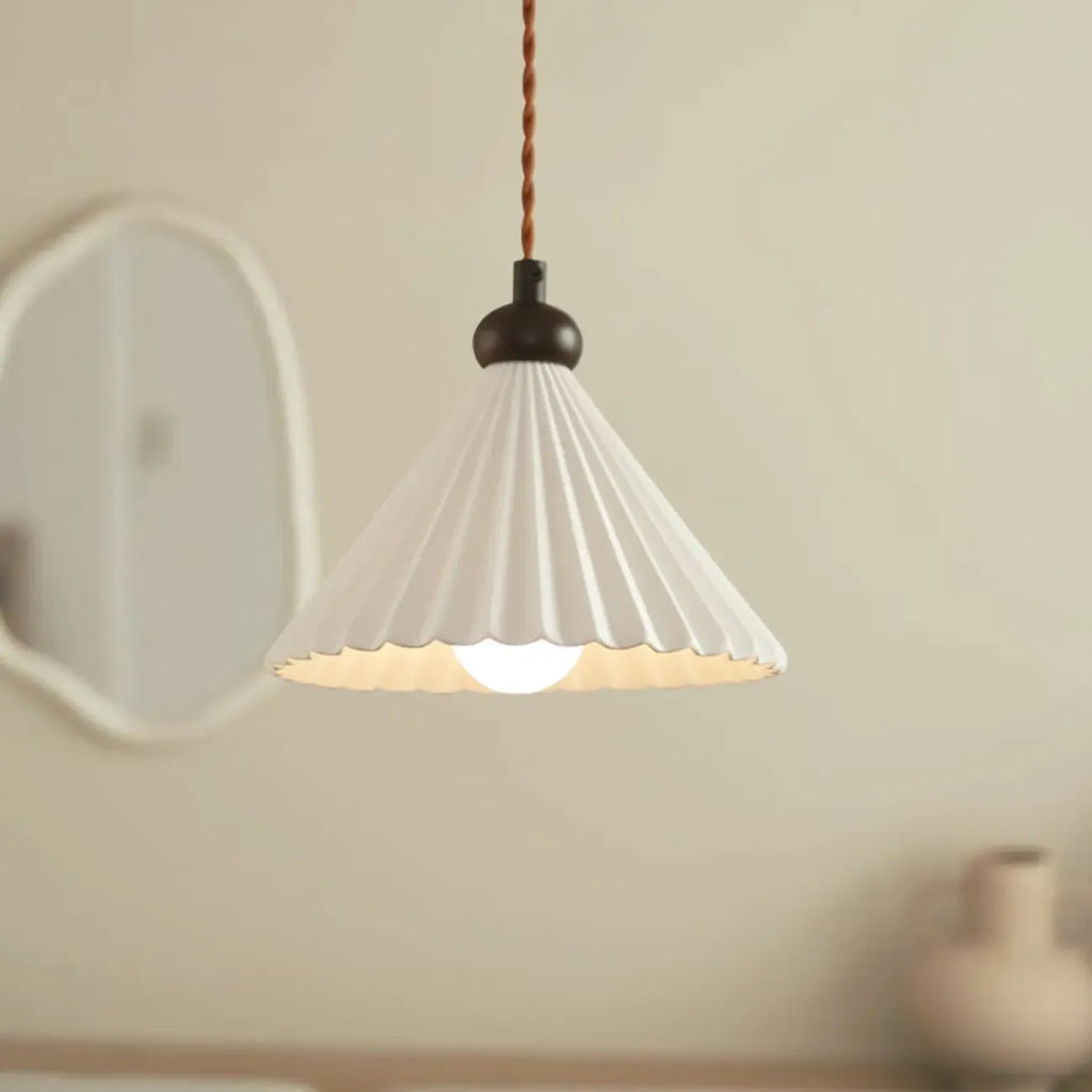 Lampada a Sospensione LED a Cono in Ceramica Chic Regolabile per Interni