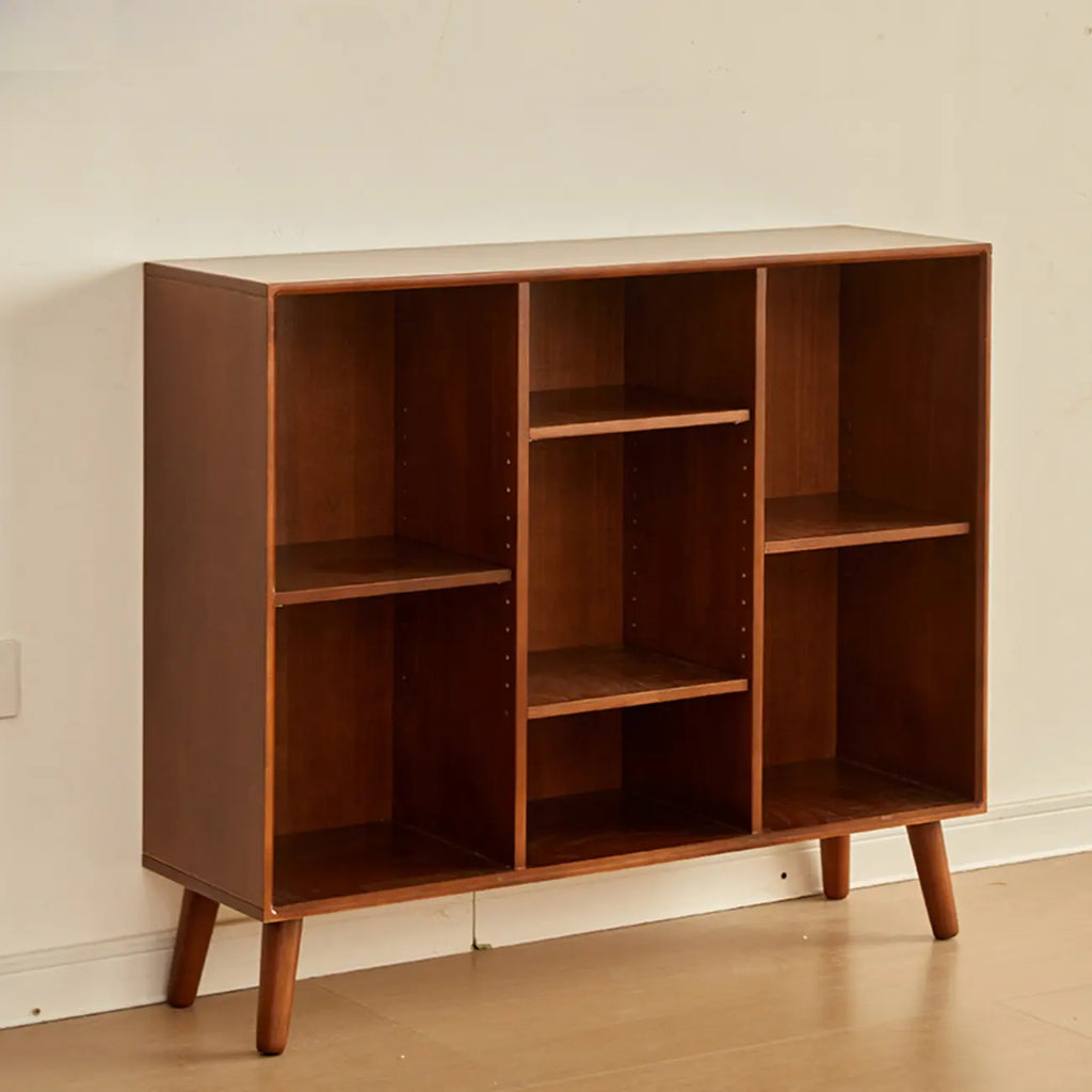 Bibliothèque verticale contemporaine en bois brun à dos fermé
