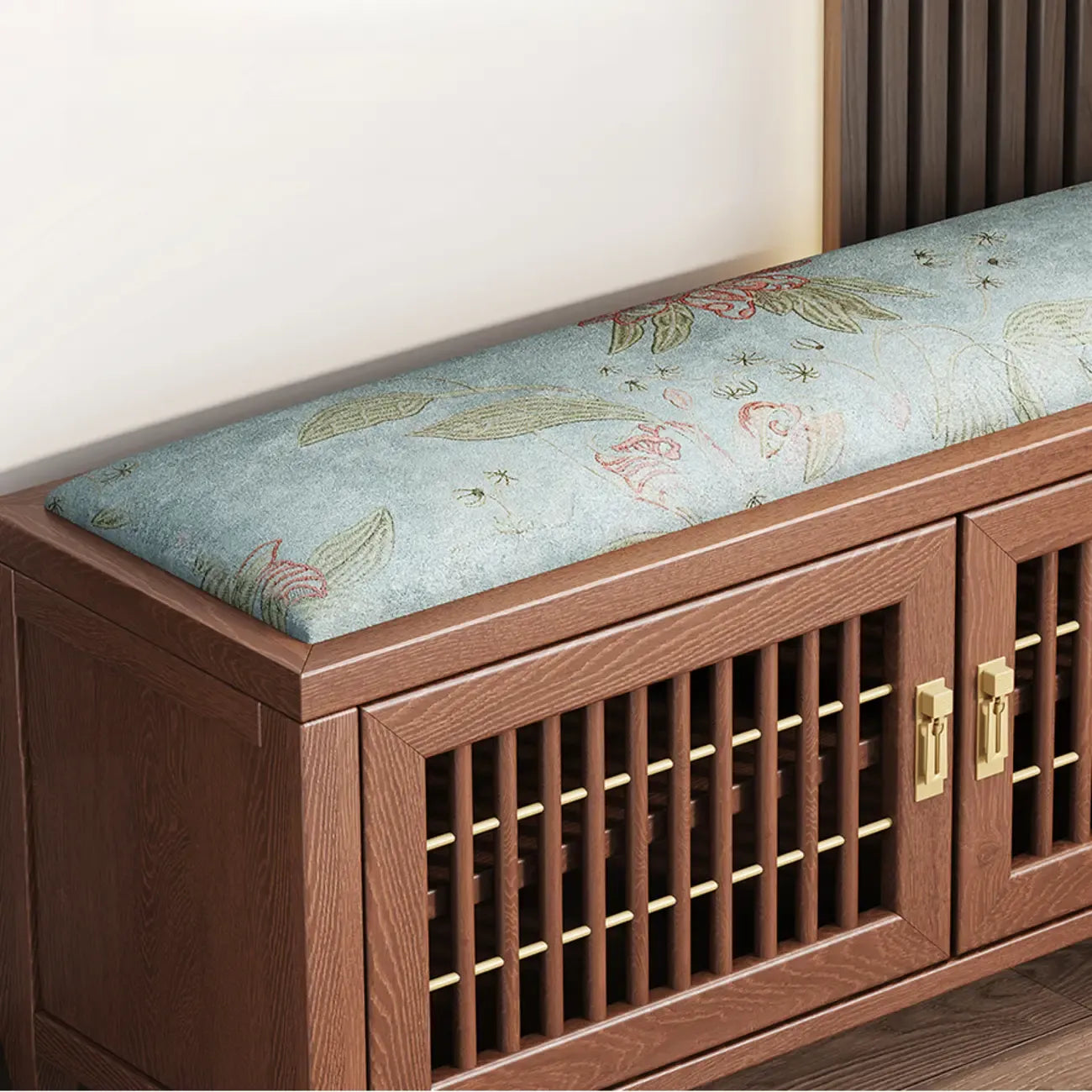 Banc traditionnel en bois rembourré avec coffre de rangement