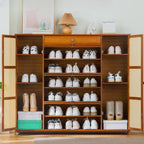 Meuble à chaussures bohème en bois brun avec portes en rotin