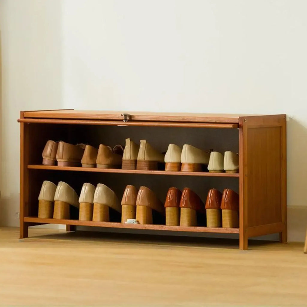 Meuble à chaussures bohème en bois brun avec portes en rotin
