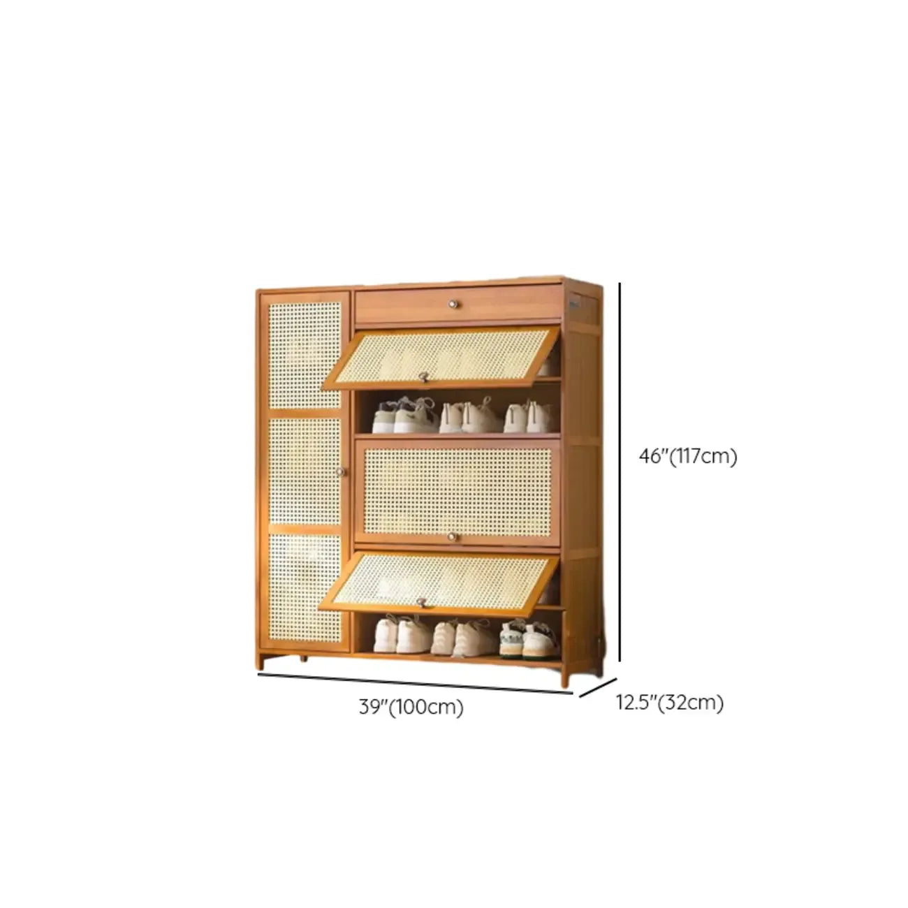 Meuble à chaussures bohème en bois brun avec portes en rotin