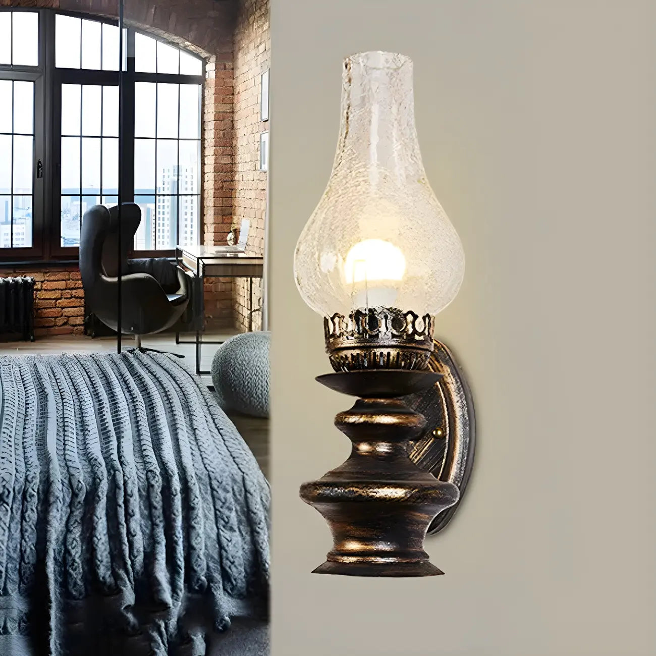 Applique murale industrielle en laiton style vintage avec abat-jour en verre