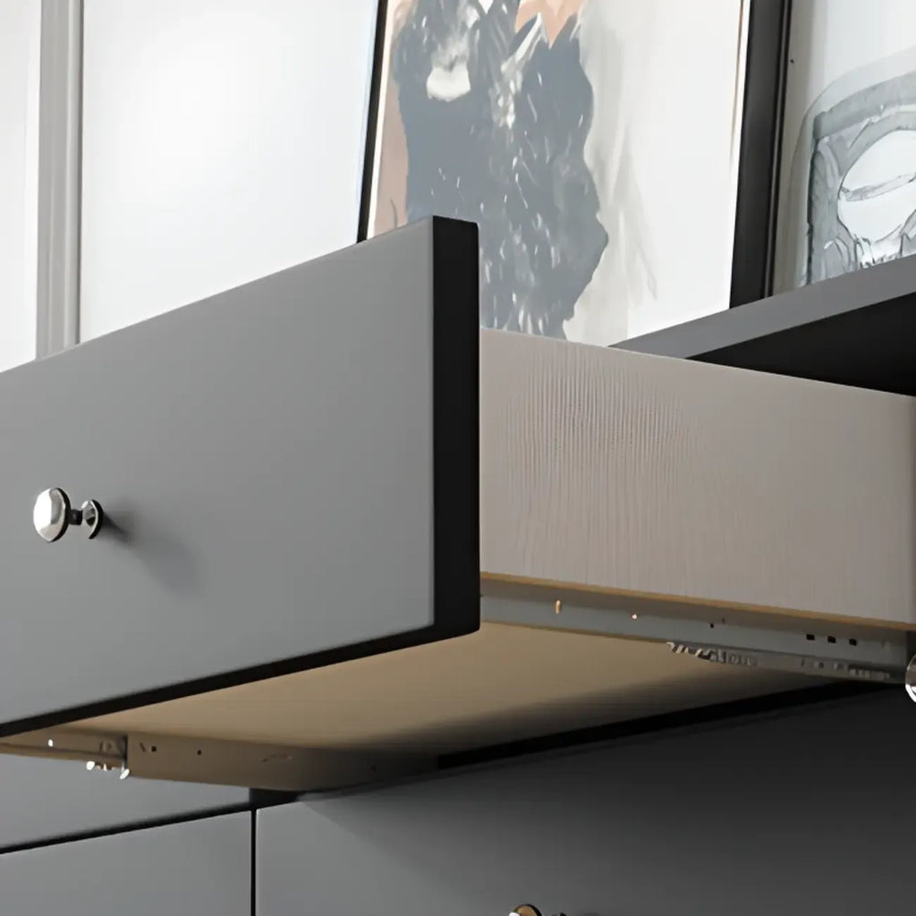 Meuble TV long à 2 niveaux en bois noir avec portes vitrées